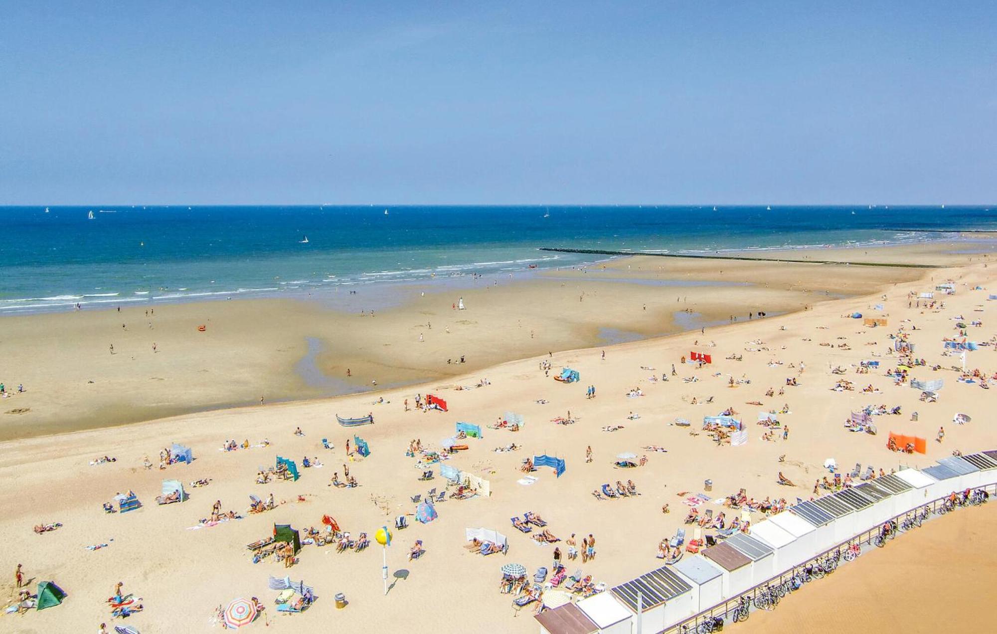 Awesome Apartment In Oostende With House Sea View Экстерьер фото