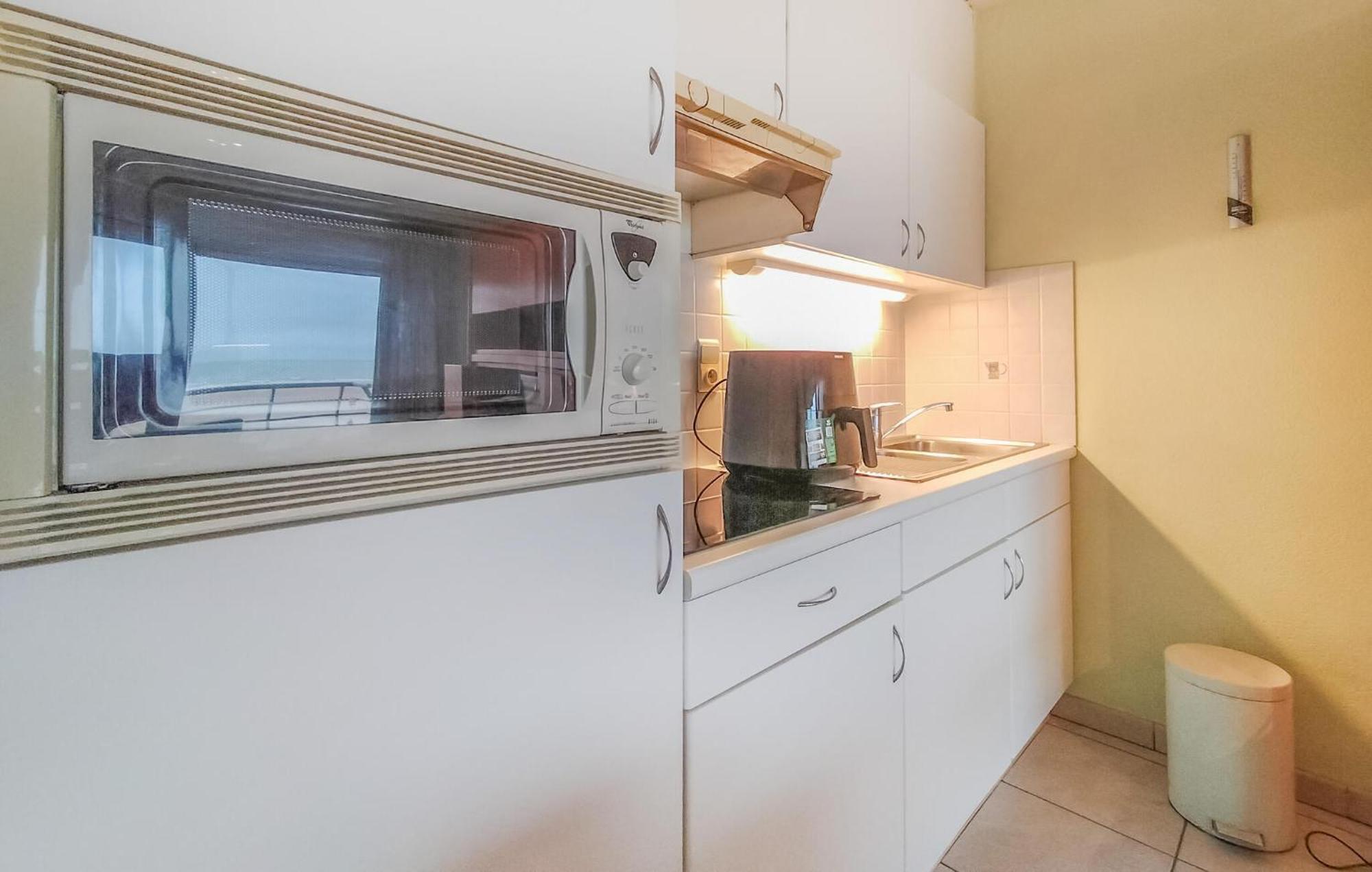 Awesome Apartment In Oostende With House Sea View Экстерьер фото