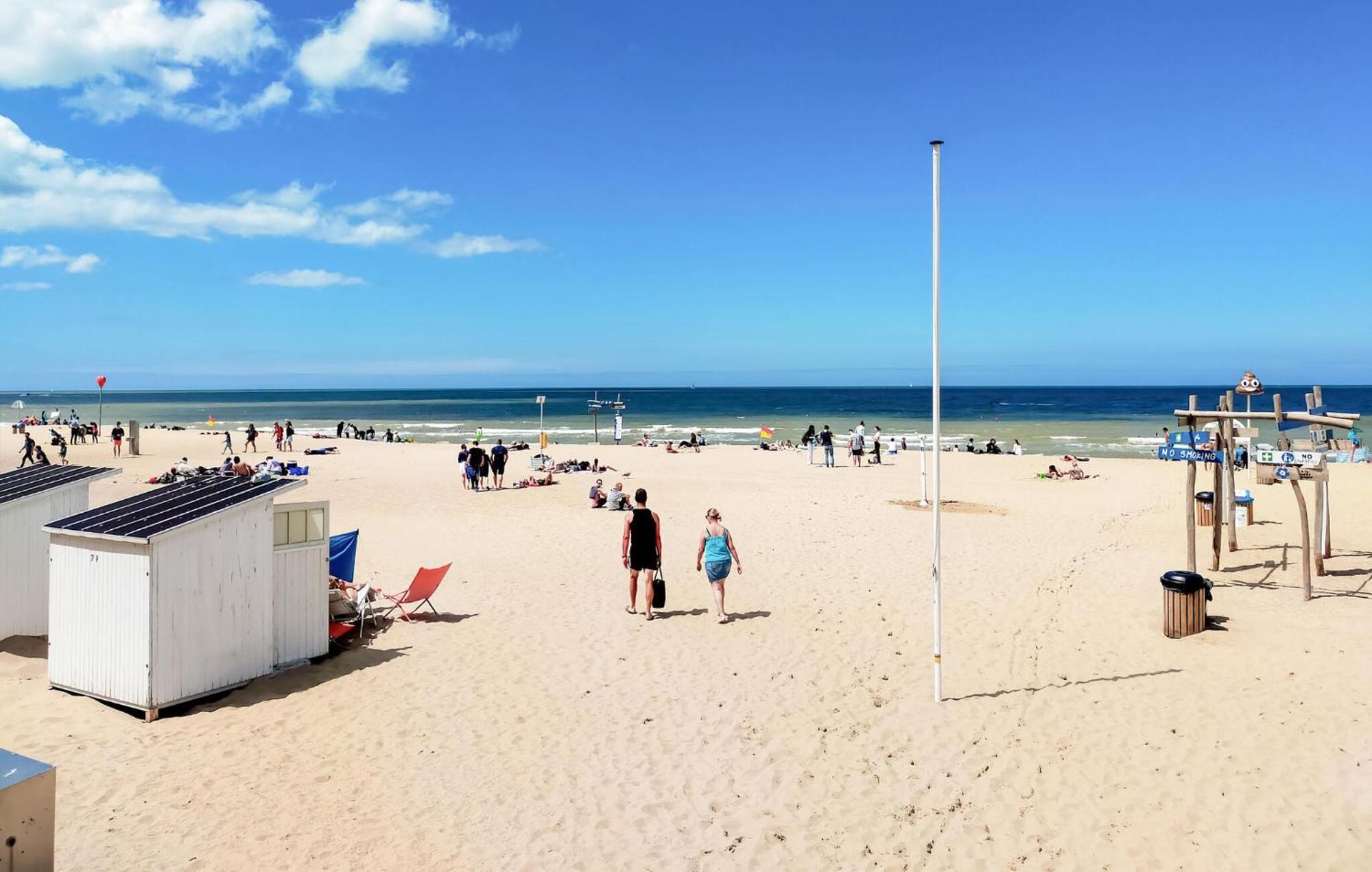 Awesome Apartment In Oostende With House Sea View Экстерьер фото