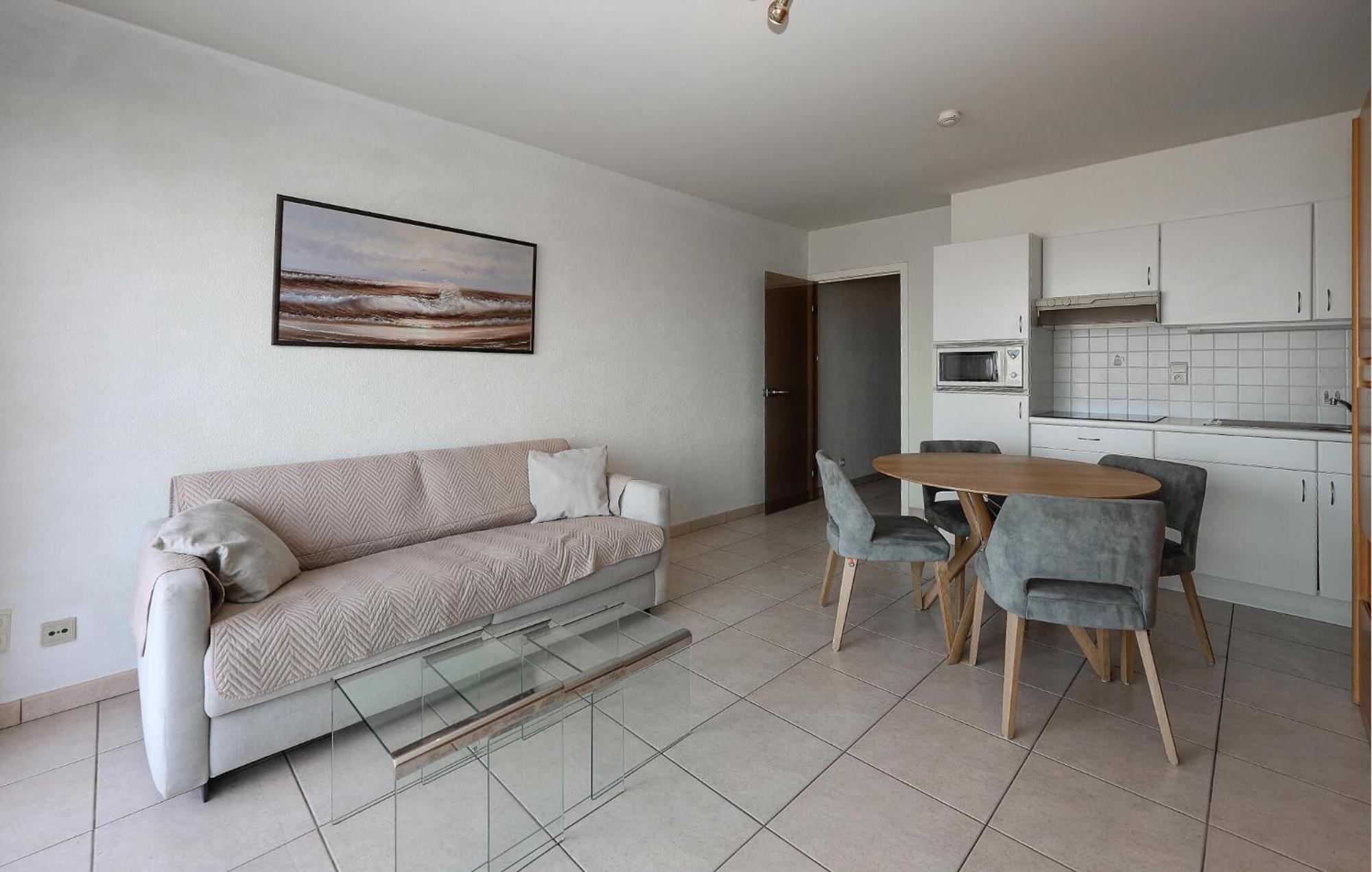 Awesome Apartment In Oostende With House Sea View Экстерьер фото